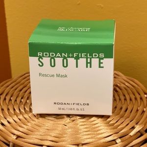 Rodan and Fields Soothe Mask